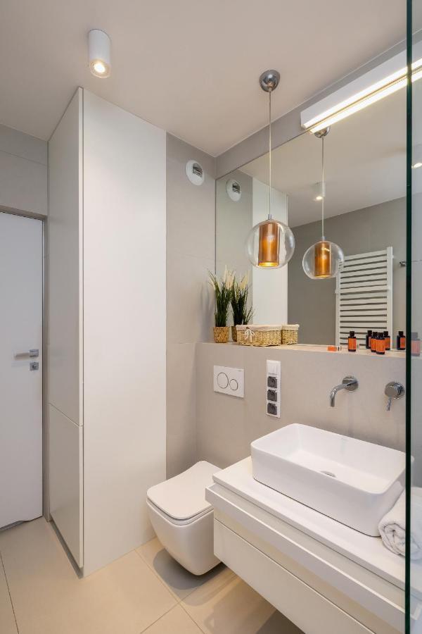 קרקוב Vetulaniego Apartment With Air Conditioning & Parking By Renters Prestige מראה חיצוני תמונה